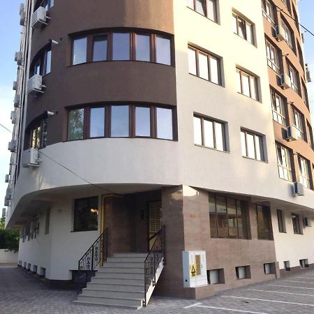 Elyse Comfortable Apartment Close To Palas Mall Jassy Zewnętrze zdjęcie
