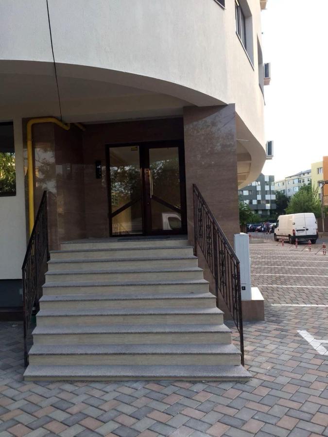 Elyse Comfortable Apartment Close To Palas Mall Jassy Zewnętrze zdjęcie
